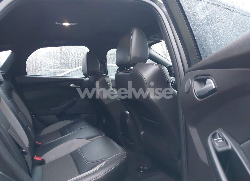 Photo 8 of 2017 Ford Focus ST (VIN 1FADP3L92HL257573)