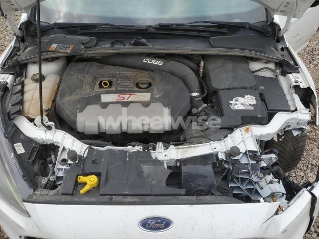 Photo 7 of 2017 FORD FOCUS ST (VIN 1FADP3L92HL320395)