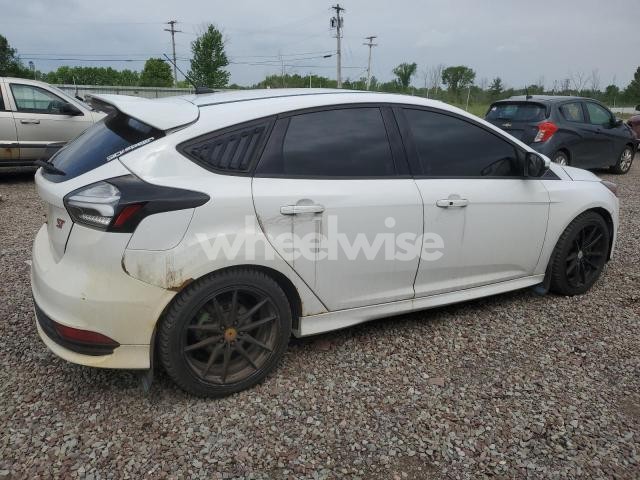 Photo 8 of 2017 FORD FOCUS ST (VIN 1FADP3L92HL320395)