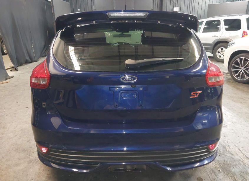 Photo 16 of 2017 Ford Focus ST (VIN 1FADP3L92HL326097)