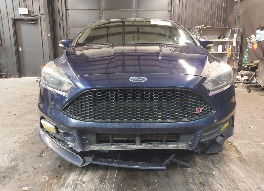 Photo 6 of 2017 Ford Focus ST (VIN 1FADP3L92HL326097)