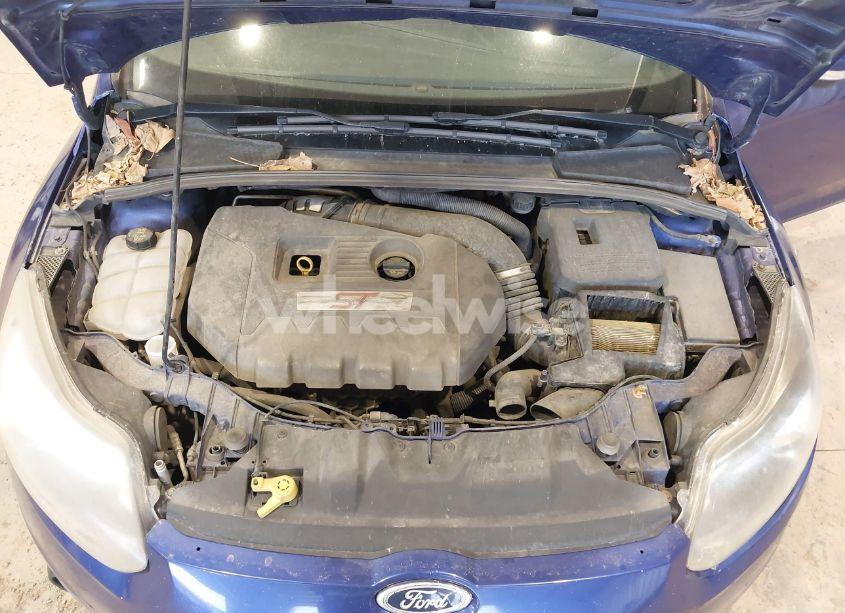 Photo 10 of 2013 Ford Focus ST (VIN 1FADP3L93DL383371)