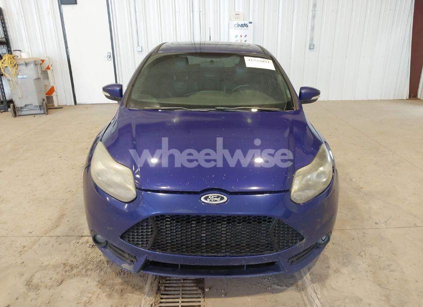 Photo 12 of 2013 Ford Focus ST (VIN 1FADP3L93DL383371)