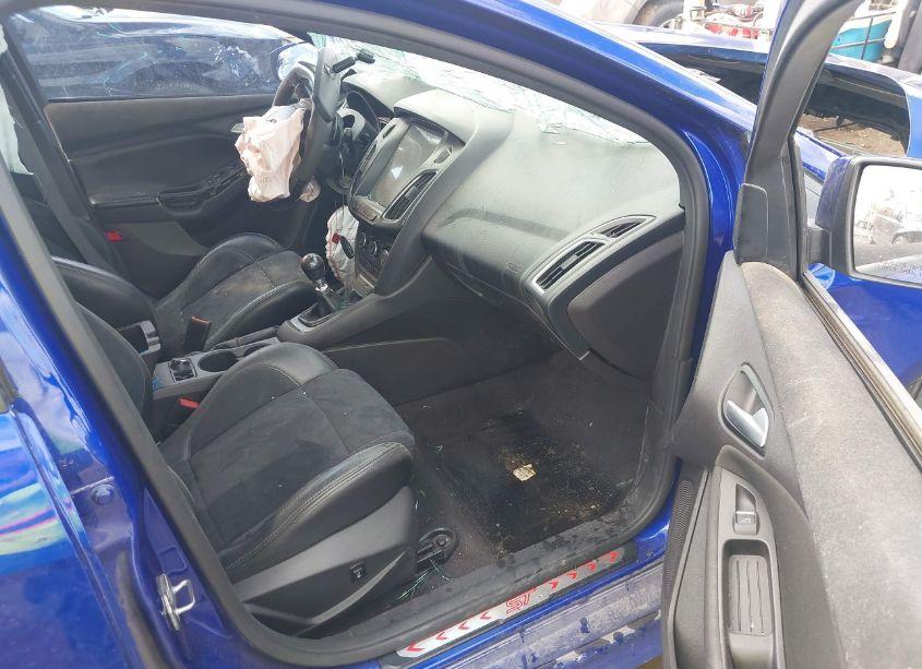 Photo 5 of 2014 Ford Focus ST (VIN 1FADP3L93EL305934)