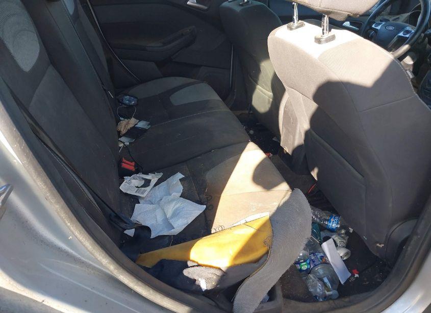 Photo 8 of 2014 Ford Focus ST (VIN 1FADP3L93EL388068)