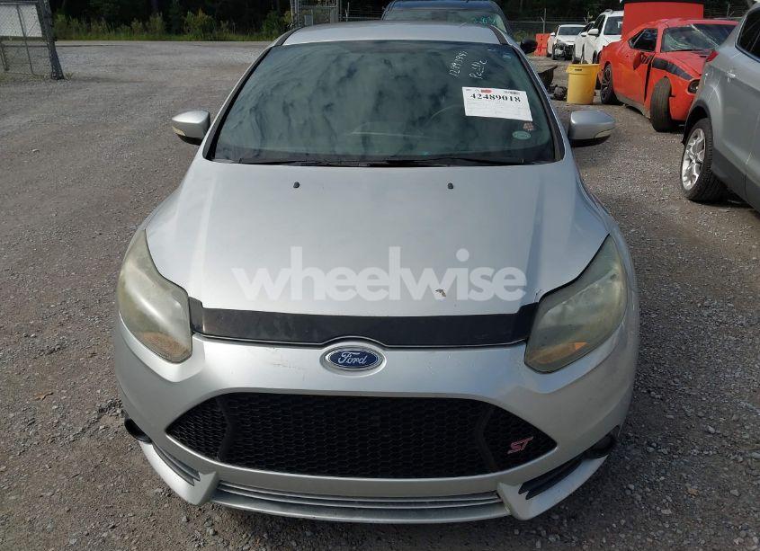 Photo 6 of 2014 Ford Focus ST (VIN 1FADP3L93EL446910)