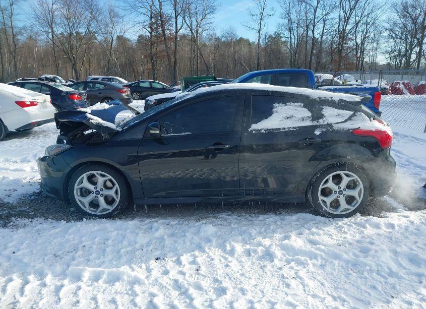 Photo 14 of 2014 Ford Focus ST (VIN 1FADP3L93EL463710)