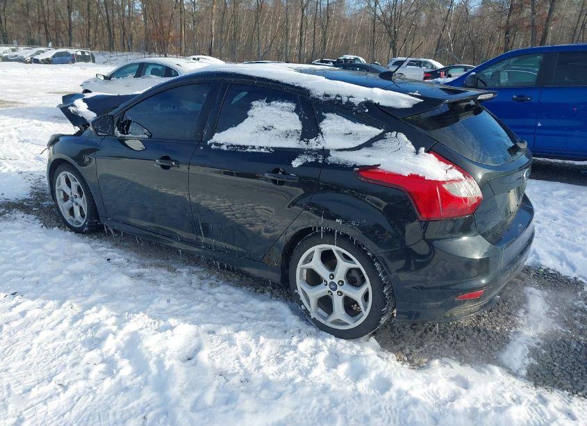 Photo 3 of 2014 Ford Focus ST (VIN 1FADP3L93EL463710)
