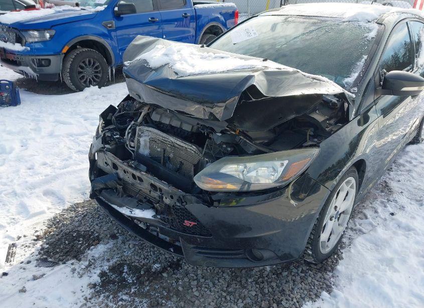 Photo 6 of 2014 Ford Focus ST (VIN 1FADP3L93EL463710)