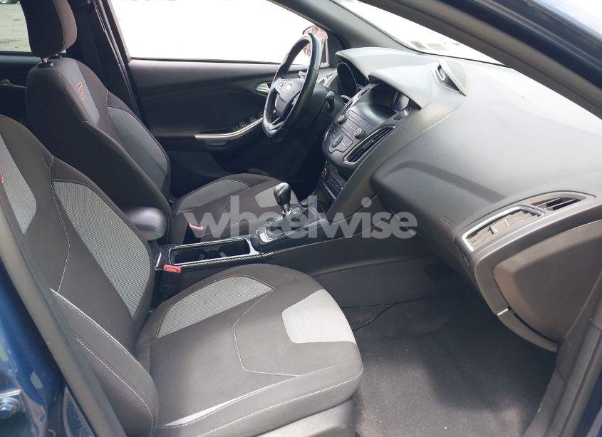 Photo 5 of 2018 Ford Focus ST (VIN 1FADP3L93JL306883)