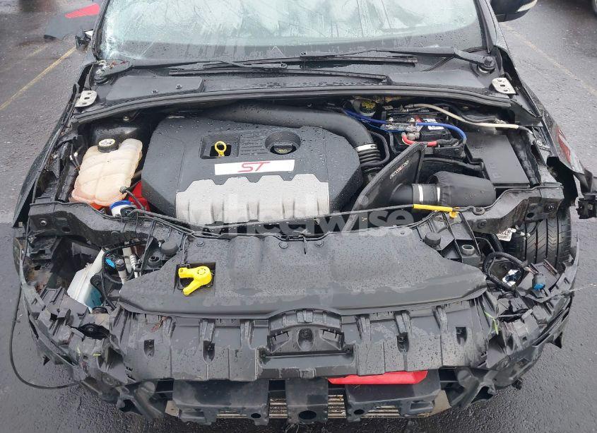 Photo 10 of 2013 Ford Focus ST (VIN 1FADP3L94DL126638)