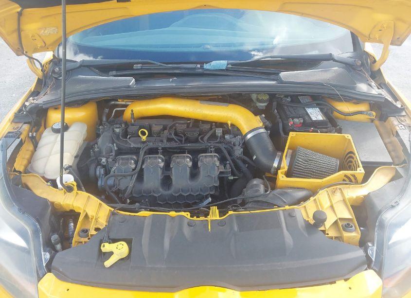 Photo 10 of 2013 Ford Focus ST (VIN 1FADP3L94DL127028)