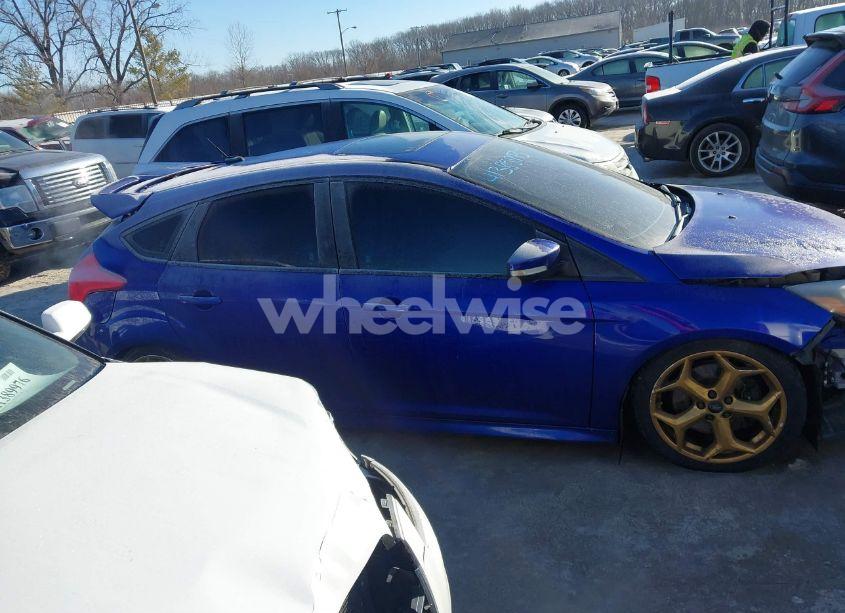 Photo 14 of 2013 Ford Focus ST (VIN 1FADP3L94DL127501)