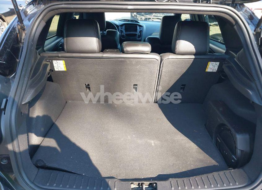 Photo 18 of 2013 Ford Focus ST (VIN 1FADP3L94DL294294)