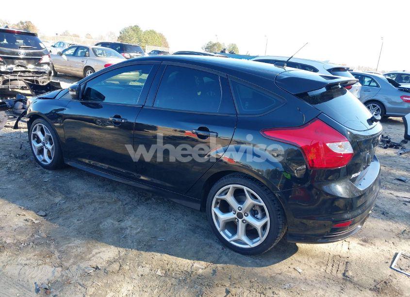 Photo 3 of 2013 Ford Focus ST (VIN 1FADP3L94DL294294)