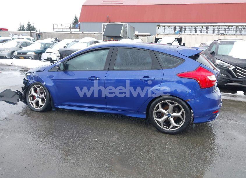 Photo 14 of 2014 Ford Focus ST (VIN 1FADP3L94EL312438)