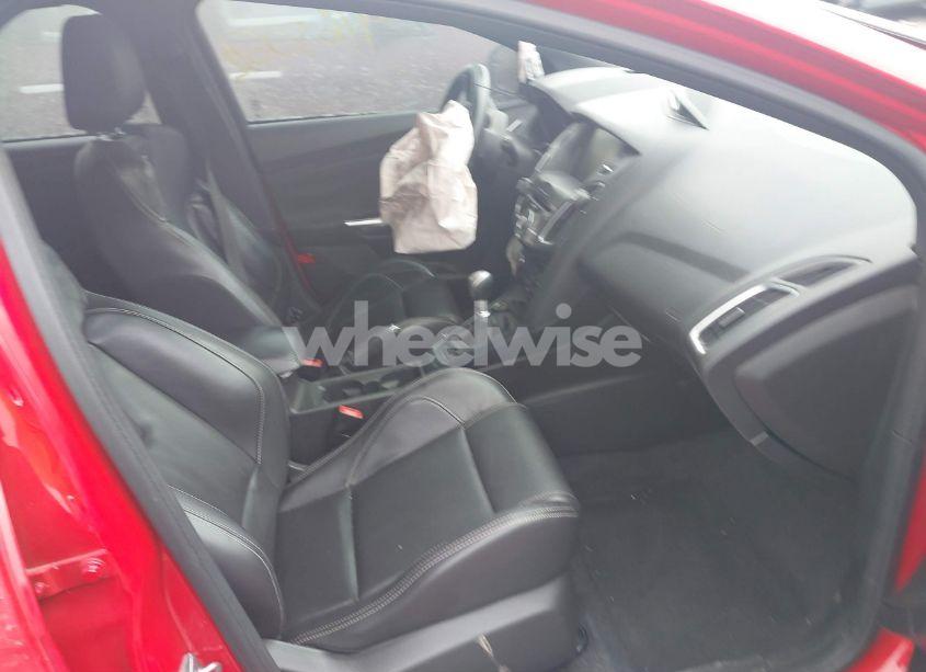 Photo 5 of 2015 Ford Focus ST (VIN 1FADP3L94FL323828)