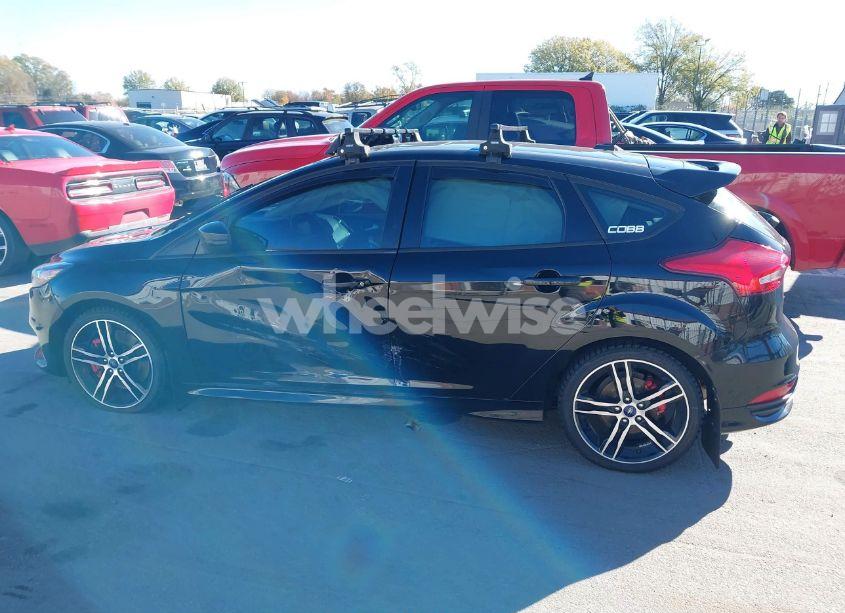 Photo 14 of 2016 Ford Focus ST (VIN 1FADP3L94GL296938)