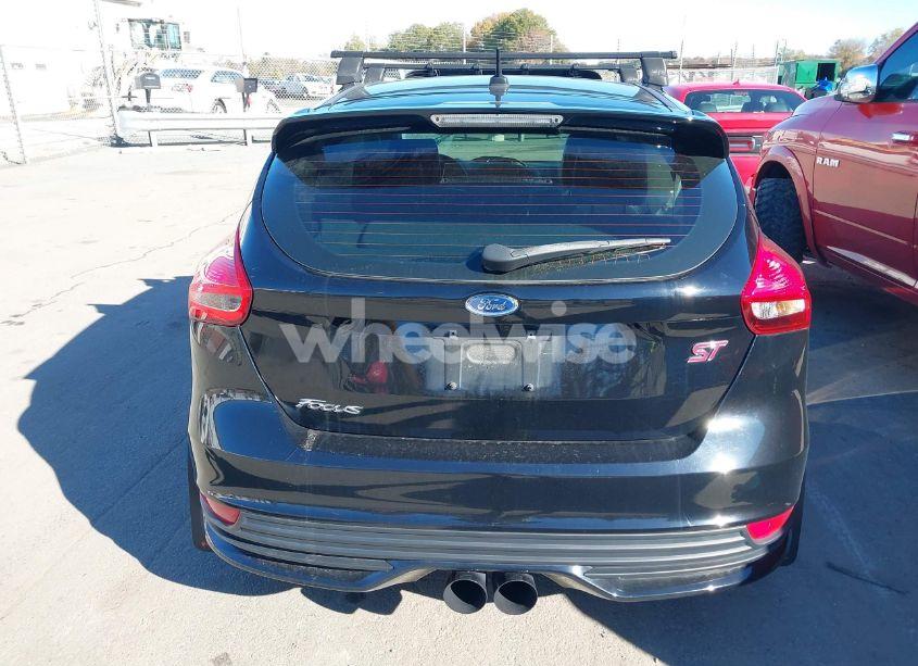 Photo 16 of 2016 Ford Focus ST (VIN 1FADP3L94GL296938)