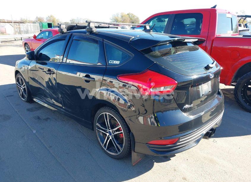 Photo 3 of 2016 Ford Focus ST (VIN 1FADP3L94GL296938)