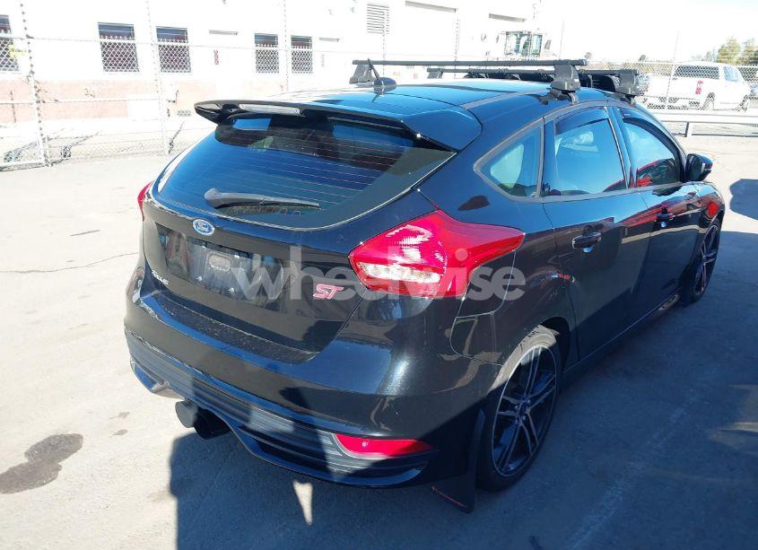 Photo 4 of 2016 Ford Focus ST (VIN 1FADP3L94GL296938)
