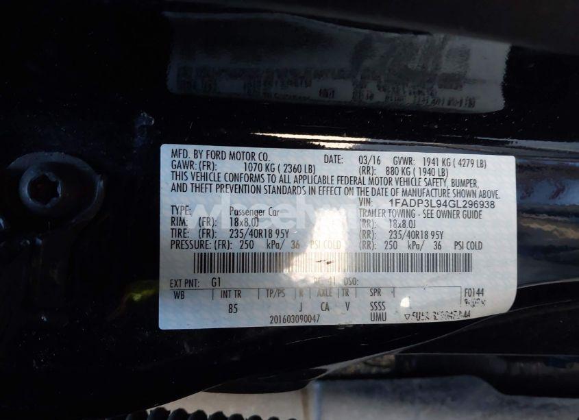 Photo 9 of 2016 Ford Focus ST (VIN 1FADP3L94GL296938)