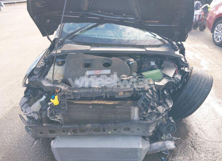 Photo 10 of 2017 Ford Focus ST (VIN 1FADP3L94HL241245)