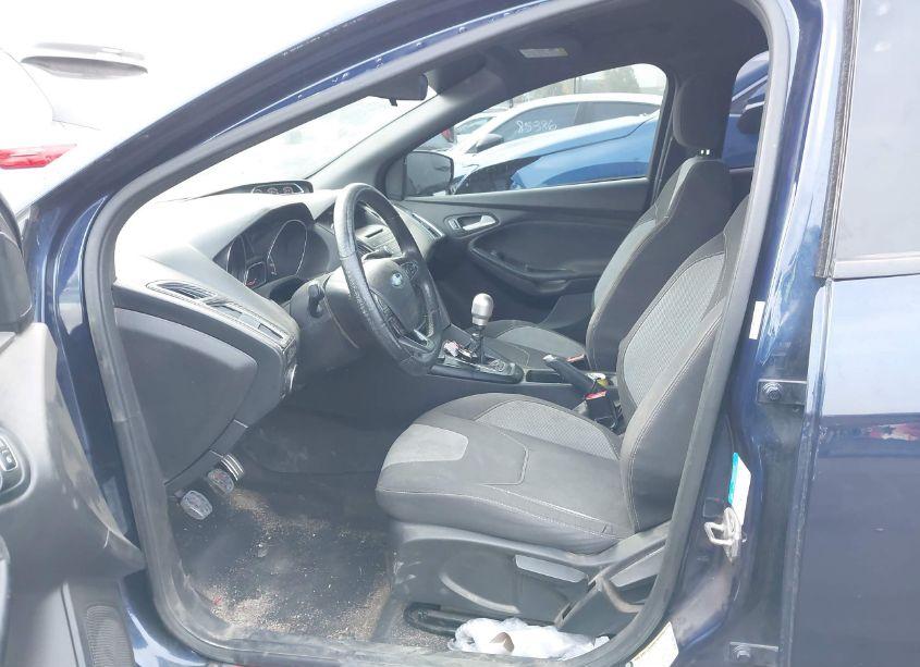 Photo 5 of 2017 Ford Focus ST (VIN 1FADP3L94HL314453)