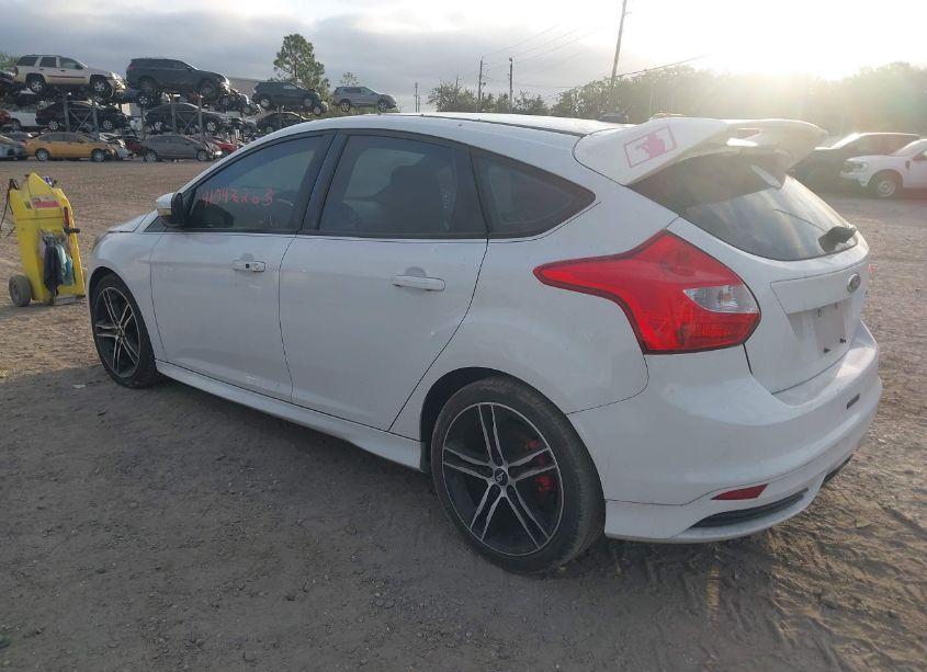 Photo 3 of 2014 Ford Focus ST (VIN 1FADP3L95EL291924)