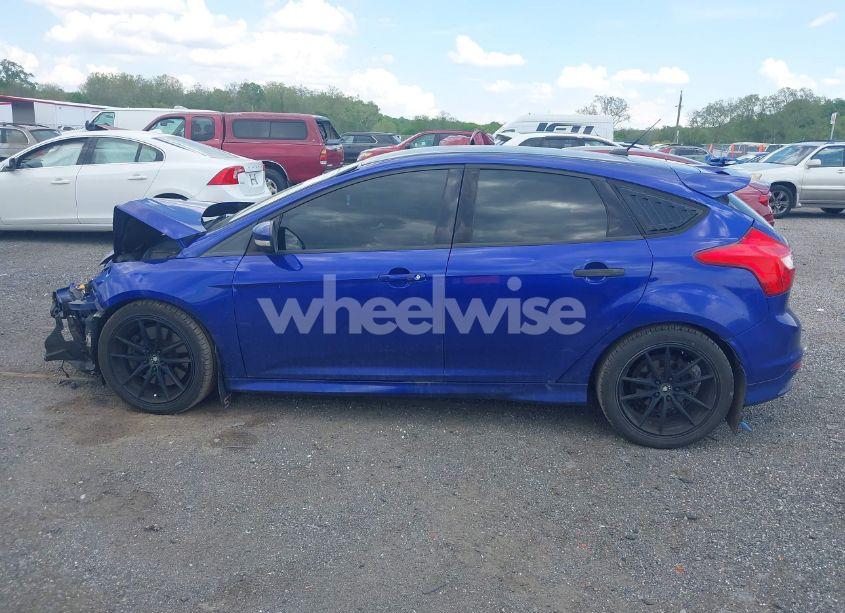 Photo 15 of 2014 Ford Focus ST (VIN 1FADP3L95EL448299)