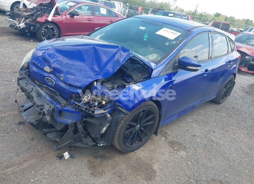 Photo 2 of 2014 Ford Focus ST (VIN 1FADP3L95EL448299)