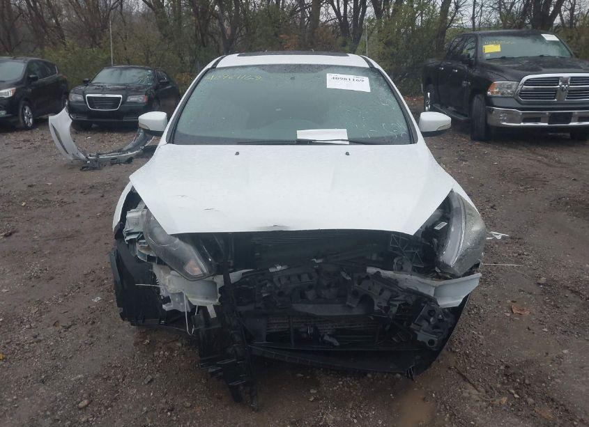Photo 13 of 2015 Ford Focus ST (VIN 1FADP3L95FL285977)