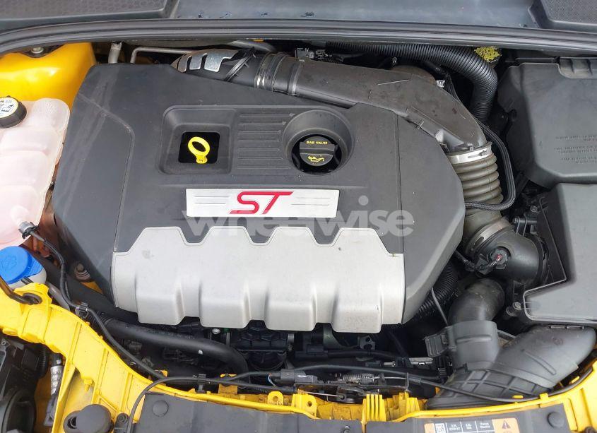 Photo 10 of 2016 Ford Focus ST (VIN 1FADP3L95GL211704)