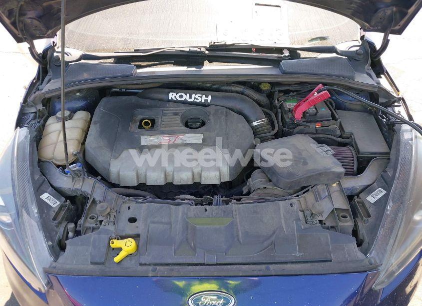 Photo 10 of 2016 Ford Focus ST (VIN 1FADP3L95GL289352)