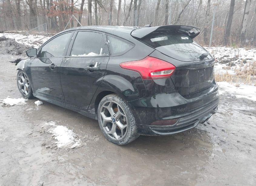 Photo 3 of 2016 Ford Focus ST (VIN 1FADP3L95GL347444)