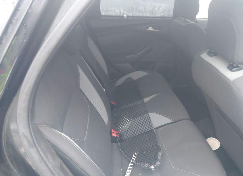 Photo 8 of 2016 Ford Focus ST (VIN 1FADP3L95GL347444)