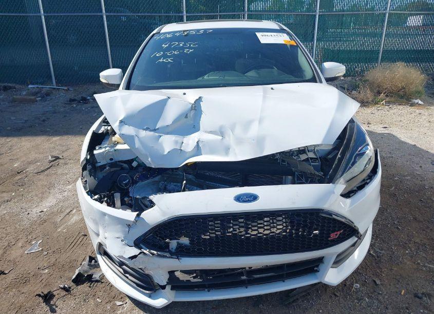 Photo 11 of 2017 Ford Focus ST (VIN 1FADP3L95HL260189)