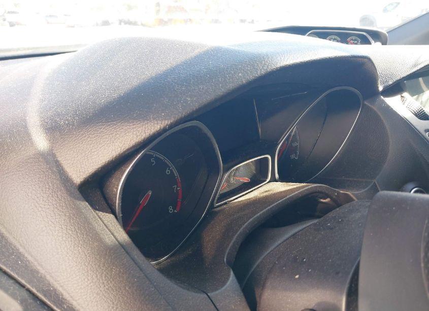 Photo 14 of 2017 Ford Focus ST (VIN 1FADP3L95HL260189)