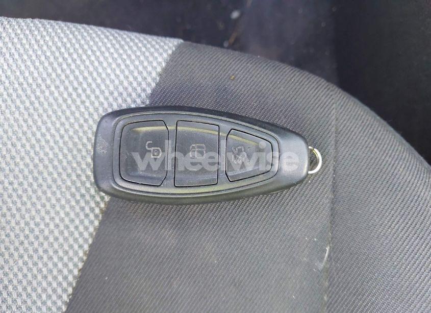 Photo 11 of 2013 Ford Focus ST (VIN 1FADP3L96DL127354)
