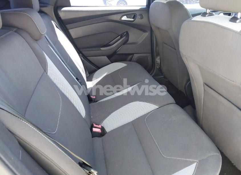 Photo 8 of 2013 Ford Focus ST (VIN 1FADP3L96DL127354)