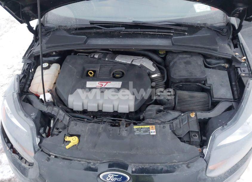 Photo 10 of 2013 Ford Focus ST (VIN 1FADP3L96DL154831)