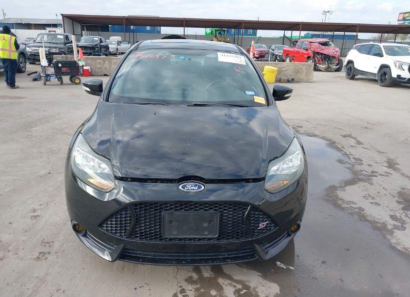 Photo 12 of 2014 Ford Focus ST (VIN 1FADP3L96EL212356)
