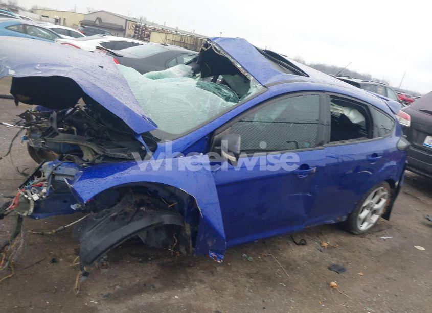 Photo 14 of 2014 Ford Focus (VIN 1FADP3L96EL398142)