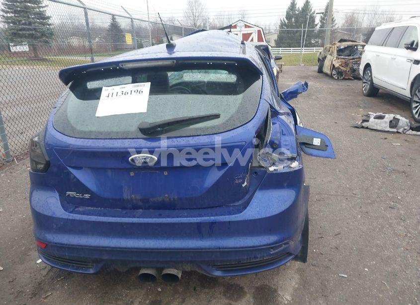 Photo 16 of 2014 Ford Focus (VIN 1FADP3L96EL398142)