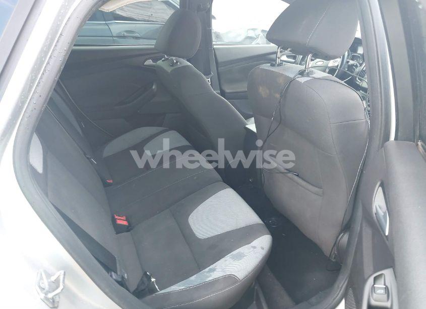 Photo 8 of 2014 Ford Focus ST (VIN 1FADP3L96EL413447)