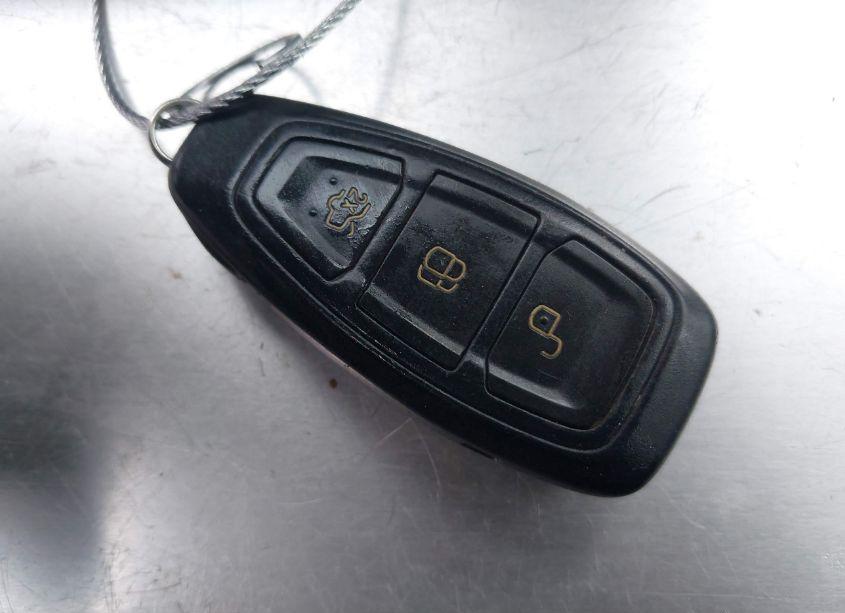 Photo 11 of 2016 Ford Focus ST (VIN 1FADP3L96GL207662)