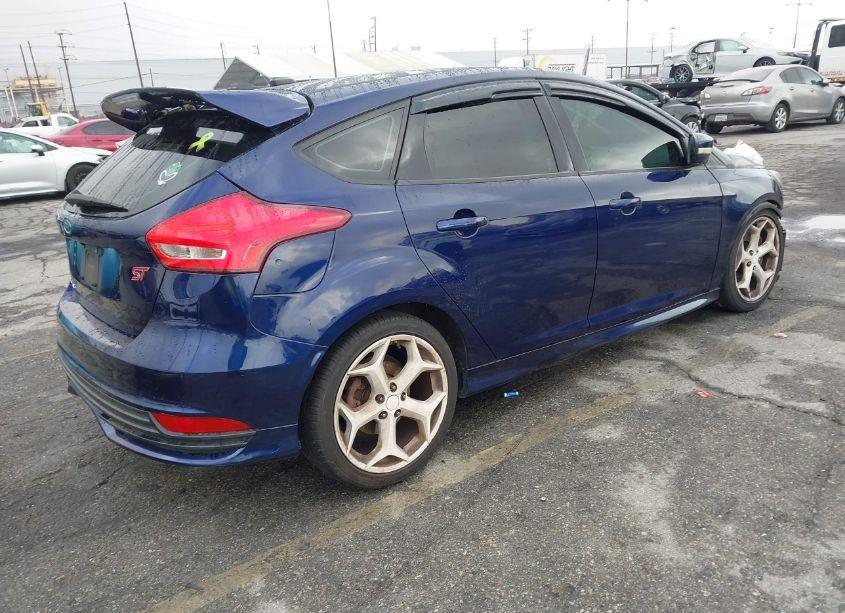 Photo 4 of 2016 Ford Focus ST (VIN 1FADP3L96GL230651)