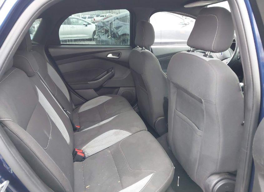 Photo 8 of 2016 Ford Focus ST (VIN 1FADP3L96GL230651)