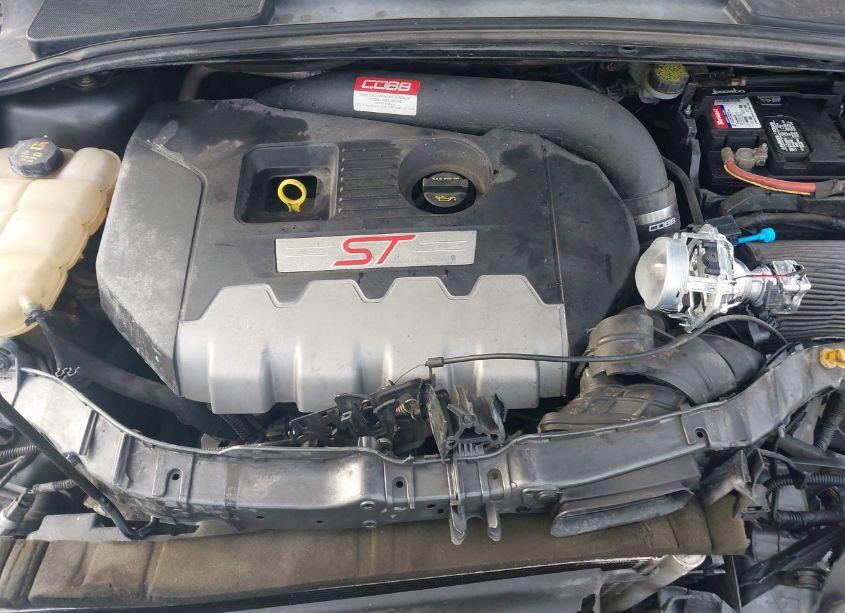 Photo 10 of 2017 Ford Focus ST (VIN 1FADP3L96HL202429)