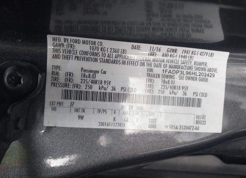 Photo 9 of 2017 Ford Focus ST (VIN 1FADP3L96HL202429)